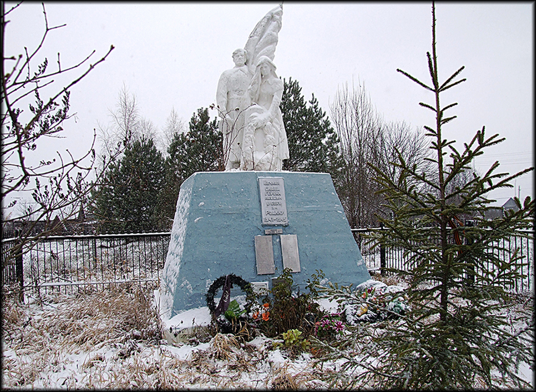 Братское захоронение в деревне Федорино Боровского района